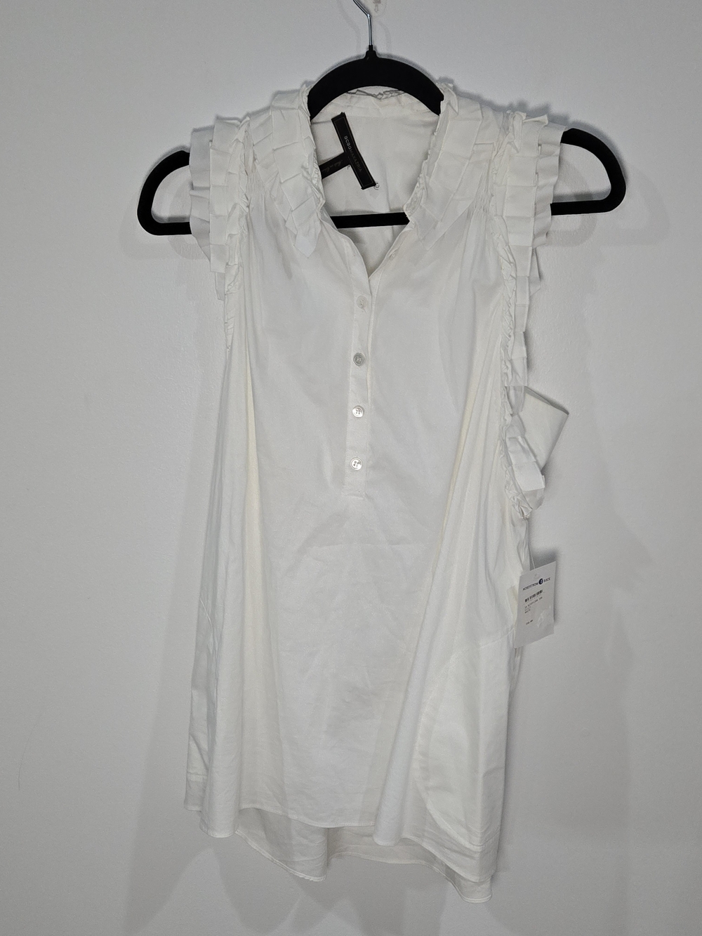 BCBGMaxAzria Sz Small White Ruffled Sleeve Button-Front Camisole